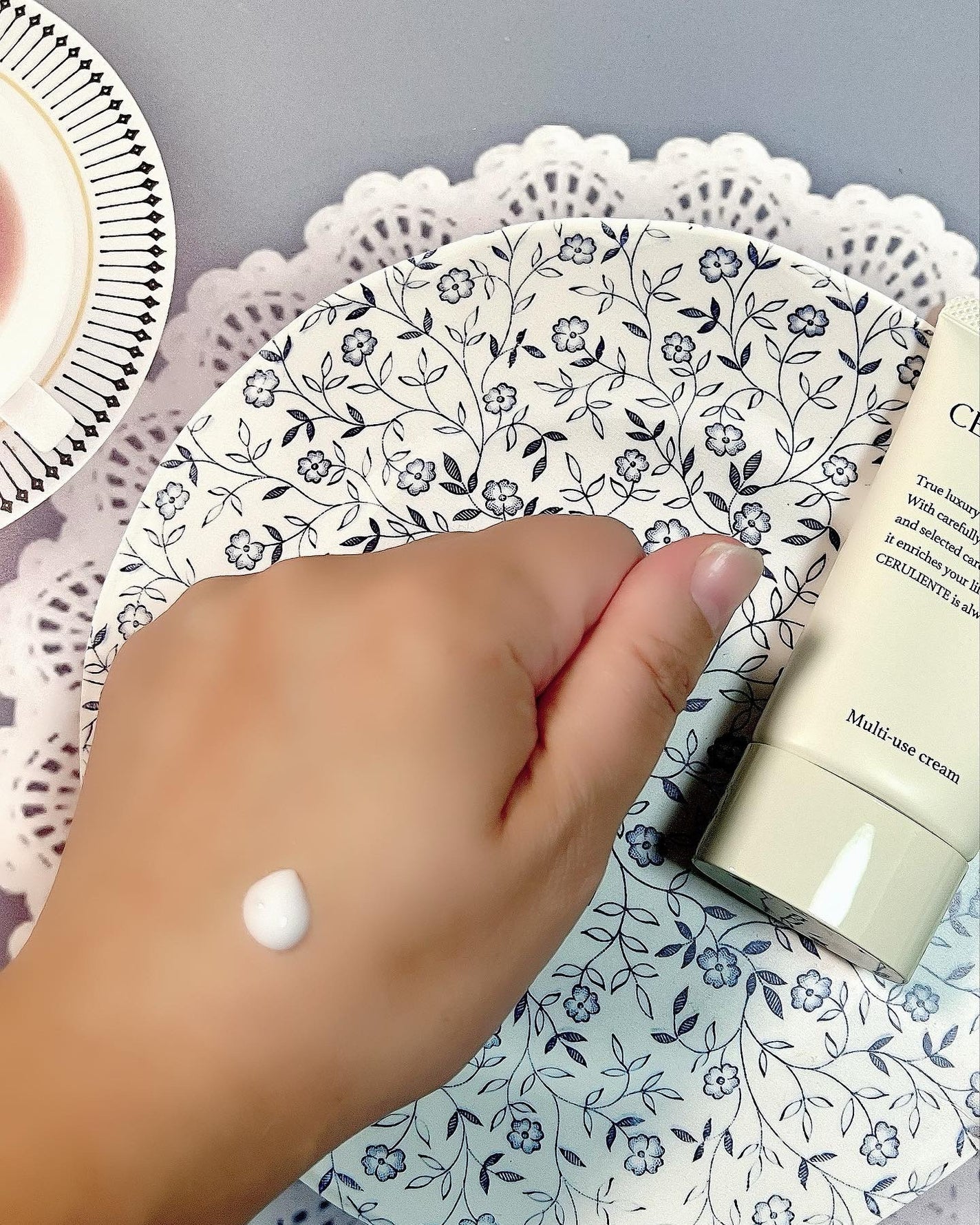 coral_rouge_9k0j on LIPS 「セルリエンテ@rurith.jpお肌の乾燥が気になる〜しっとり..」(2枚目)