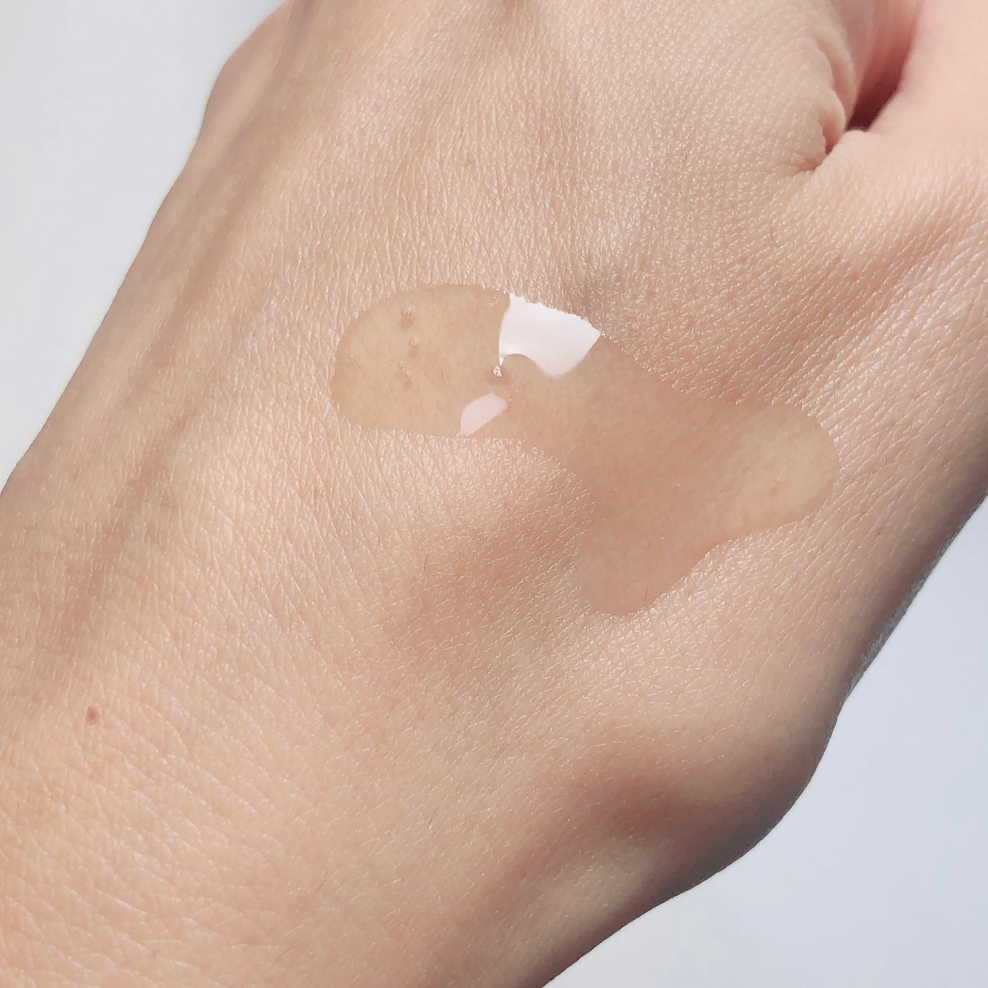 フレッシュリージュースドビタミンチャージングセラム(30ml)/Klairs/美容液を使ったクチコミ(3枚目)