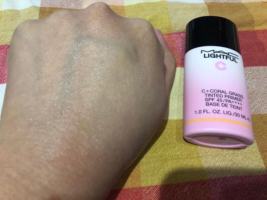 ライトフル C+ティンティッド プライマーSPF45(PA++++)/M・A・C/化粧下地を使ったクチコミ(3枚目)