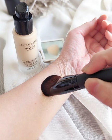 ベアプロ 24HR リキッド ファンデーション/bareMinerals/リキッドファンデーションを使ったクチコミ(4枚目)