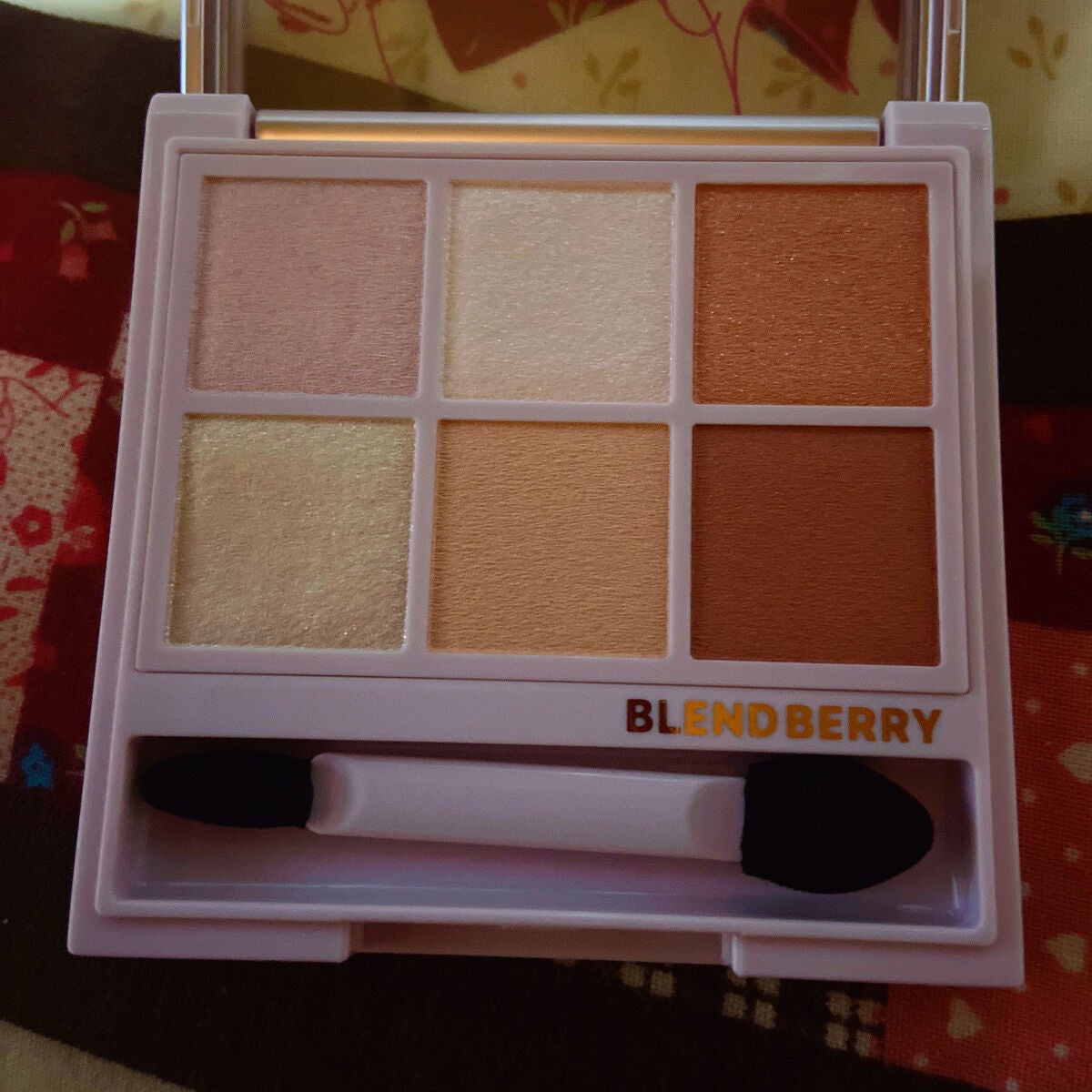 オーラクリエイション/BLEND BERRY/アイシャドウパレットを使ったクチコミ(2枚目)