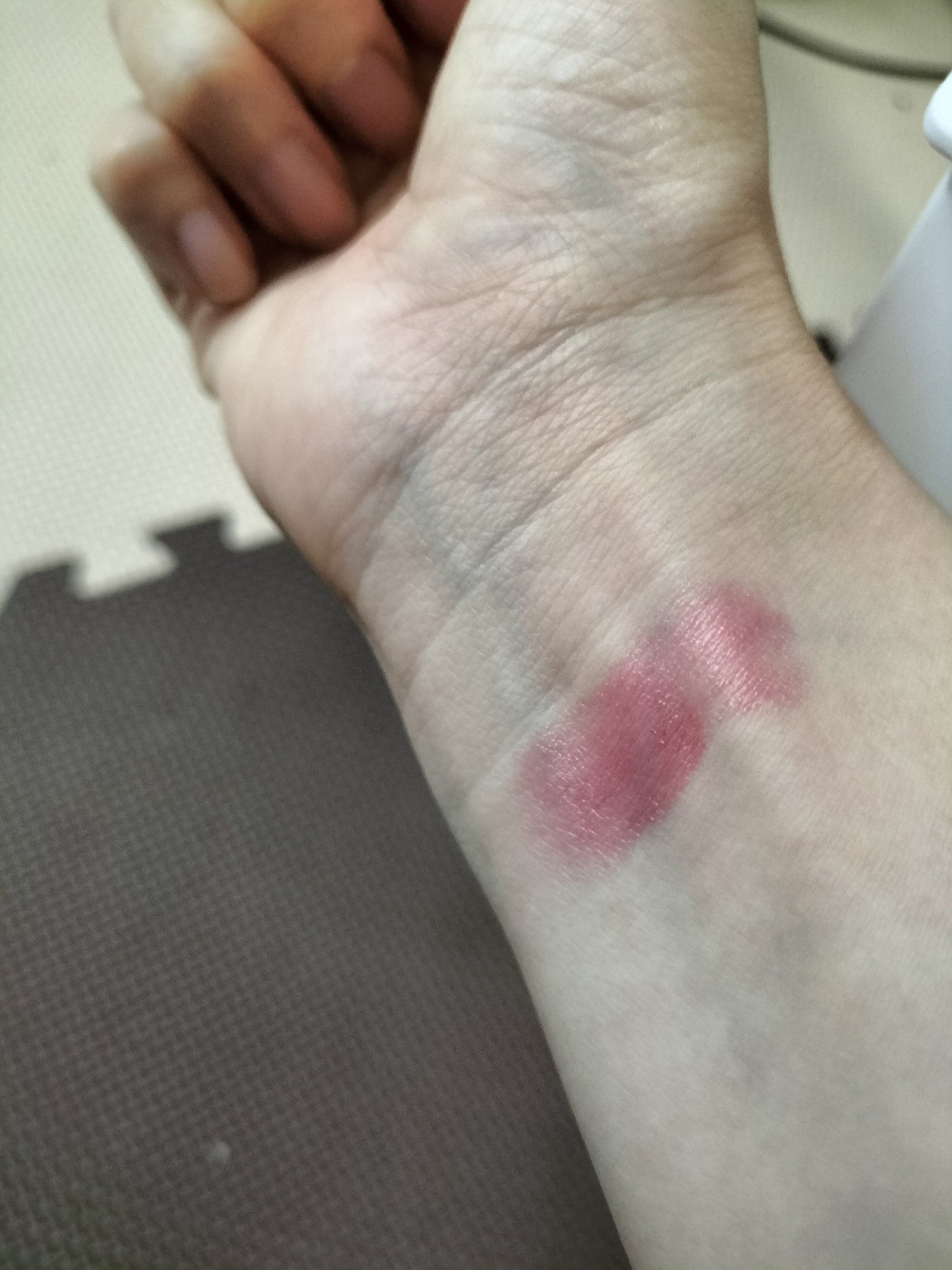 ドラマティックエッセンスルージュ RD401/マキアージュ/口紅を使ったクチコミ（3枚目）