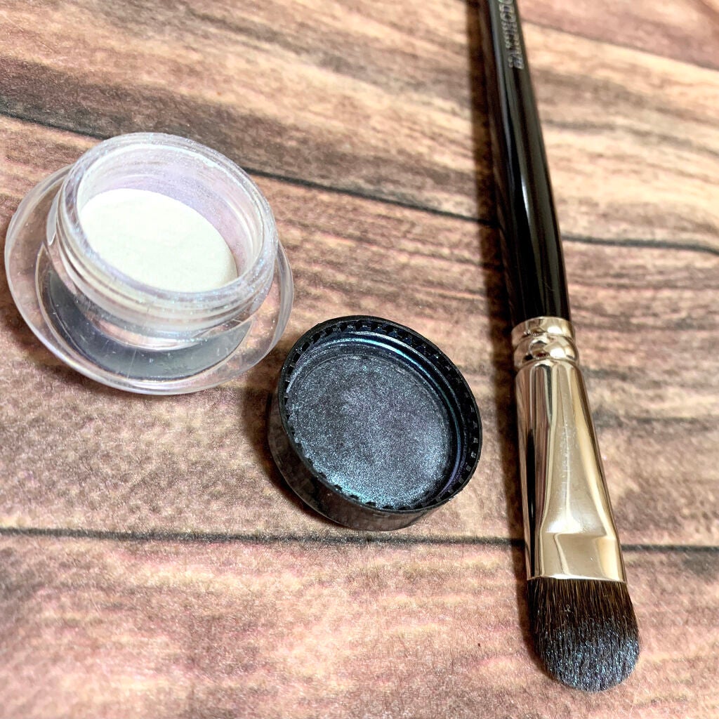 Sigil Inspired Magic Eyeshadows/SIGIL inspired/単色アイシャドウを使ったクチコミ(3枚目)