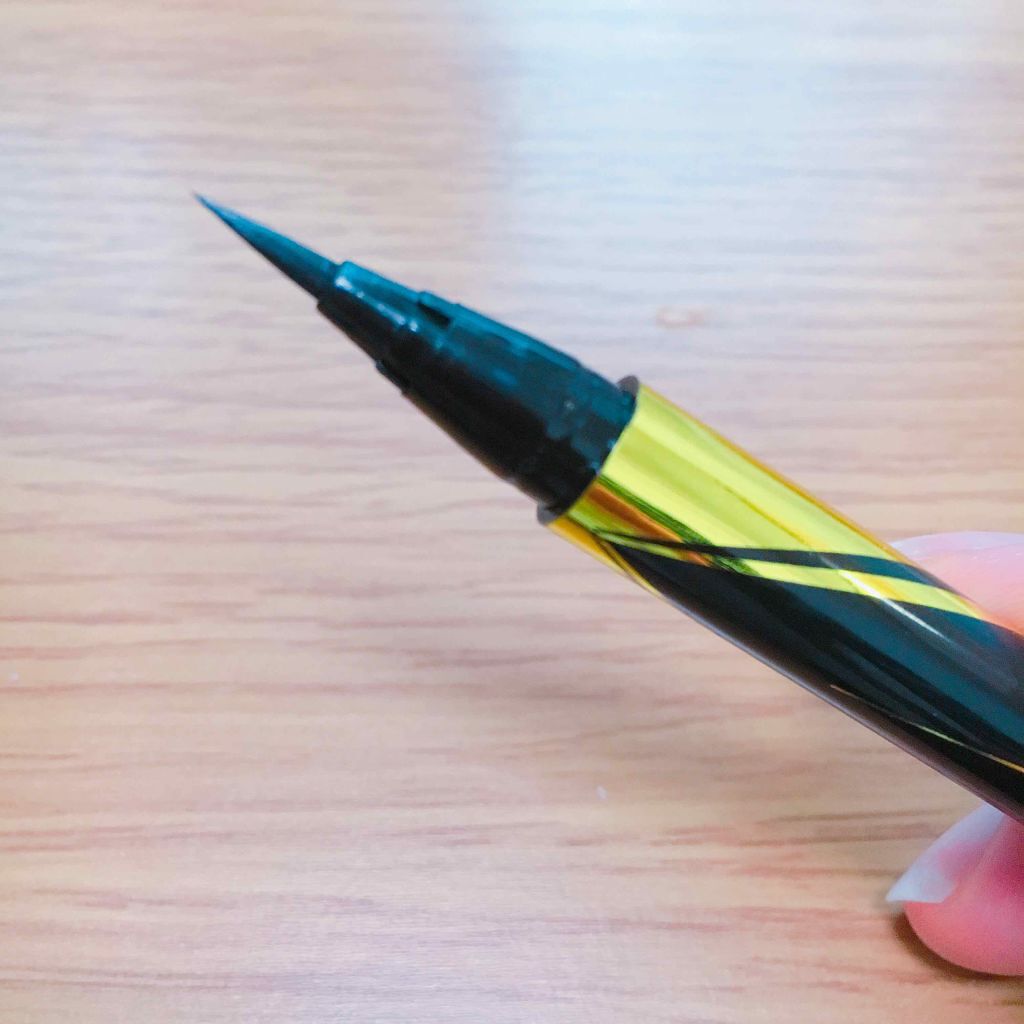 ハイパーシャープ ライナー R/MAYBELLINE NEW YORK/リキッドアイライナーを使ったクチコミ(2枚目)