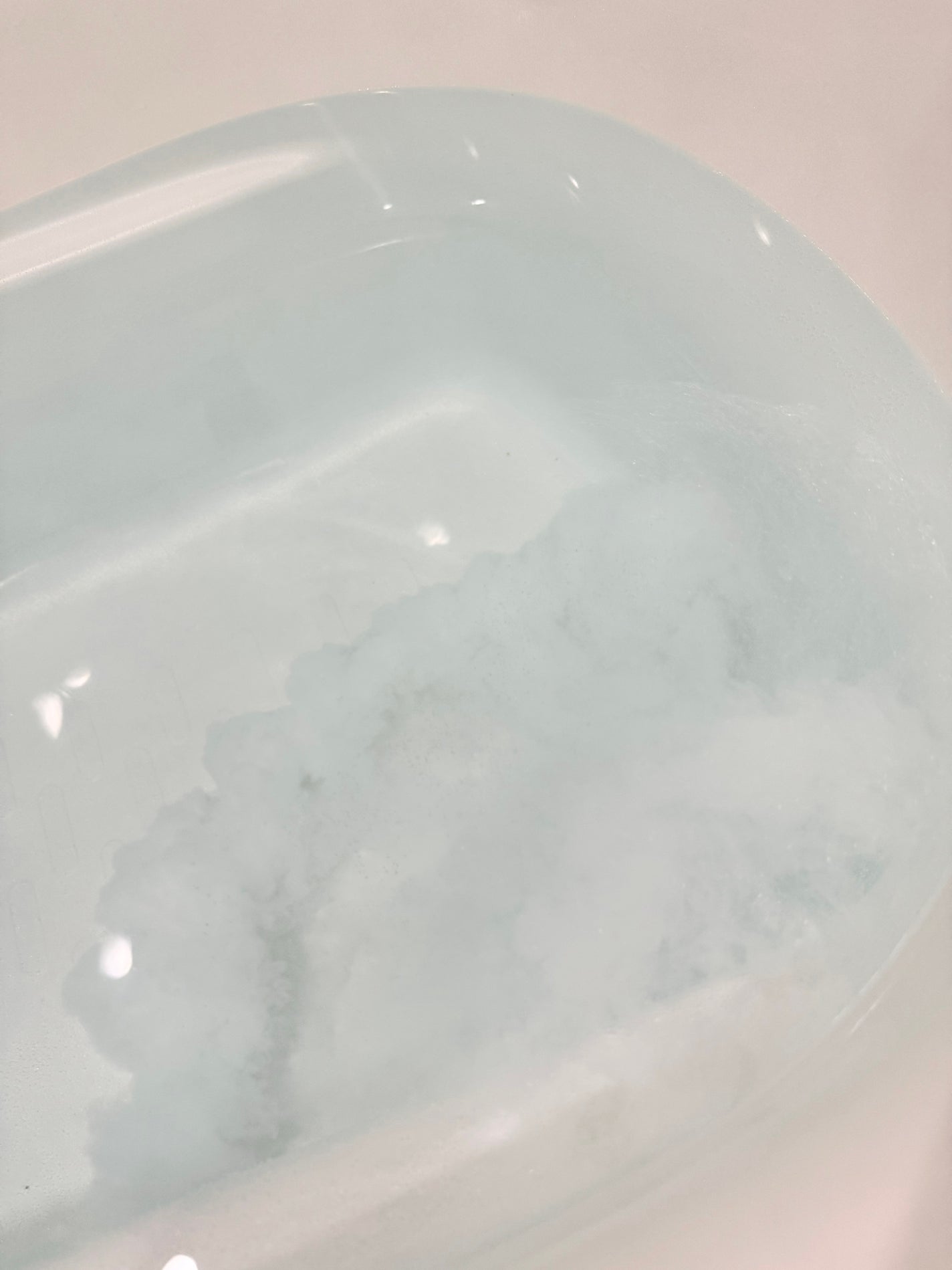 フレモ バスパウダー グレイスサンダルウッド/FLEMO/無機塩系入浴剤を使ったクチコミ(3枚目)