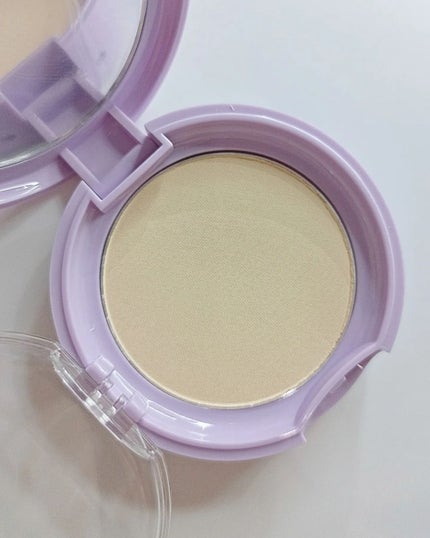 ブラーパウダーパクト/ABOUT TONE/プレストパウダーを使ったクチコミ(4枚目)