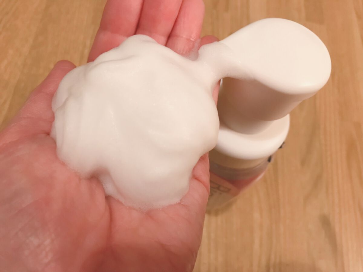 ビオレ ザフェイス 泡洗顔料 ディープモイスト/ビオレ/泡洗顔を使ったクチコミ(2枚目)