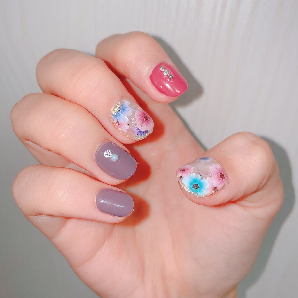 ネイルホリック リミテッドカラー Twingle Unicorn GD055/ネイルホリック/マニキュアを使ったクチコミ（2枚目）