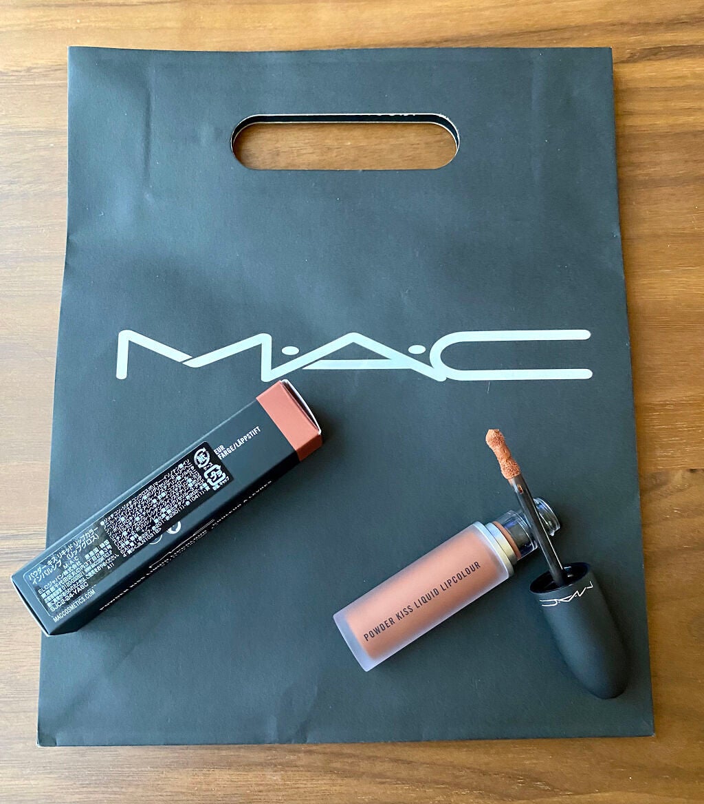 パウダー キス リキッド リップカラー/M・A・C/口紅を使ったクチコミ(2枚目)