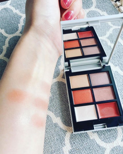 megu on LIPS 「カスタムできるアイシャドウ♡↓アイシャドウ、リップ&チーク、ハ..」(5枚目)