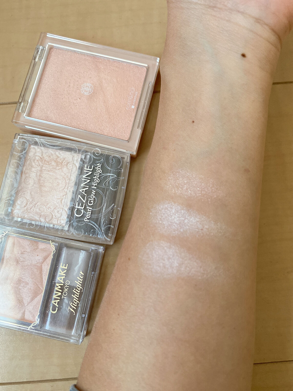 パールグロウハイライト/CEZANNE/パウダーハイライトを使ったクチコミ（2枚目）