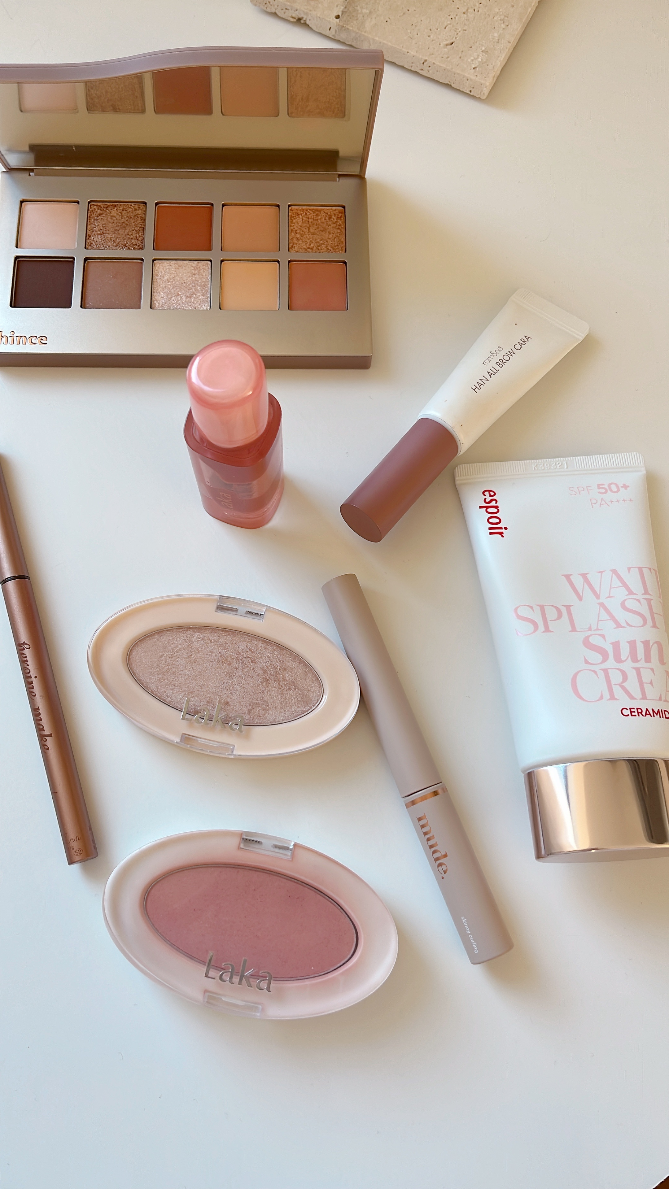 ニューデップスアイシャドウパレット/hince/アイシャドウパレットを使ったクチコミ（1枚目）