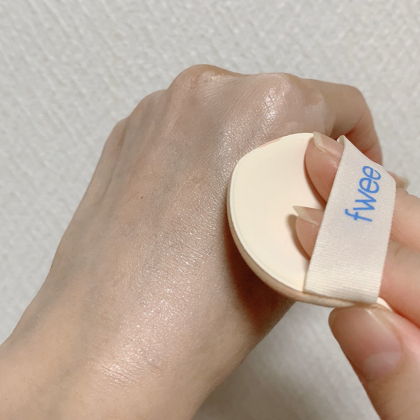 フィー クッションエッグフィットカバー/fwee/クッションファンデーションを使ったクチコミ(5枚目)