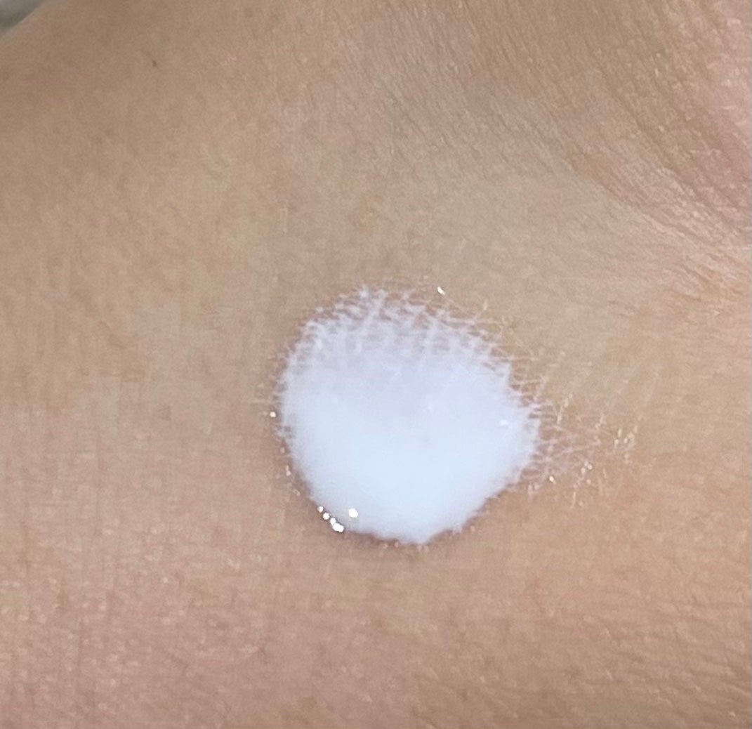 皮脂テカリ防止下地/CEZANNE/化粧下地を使ったクチコミ(2枚目)