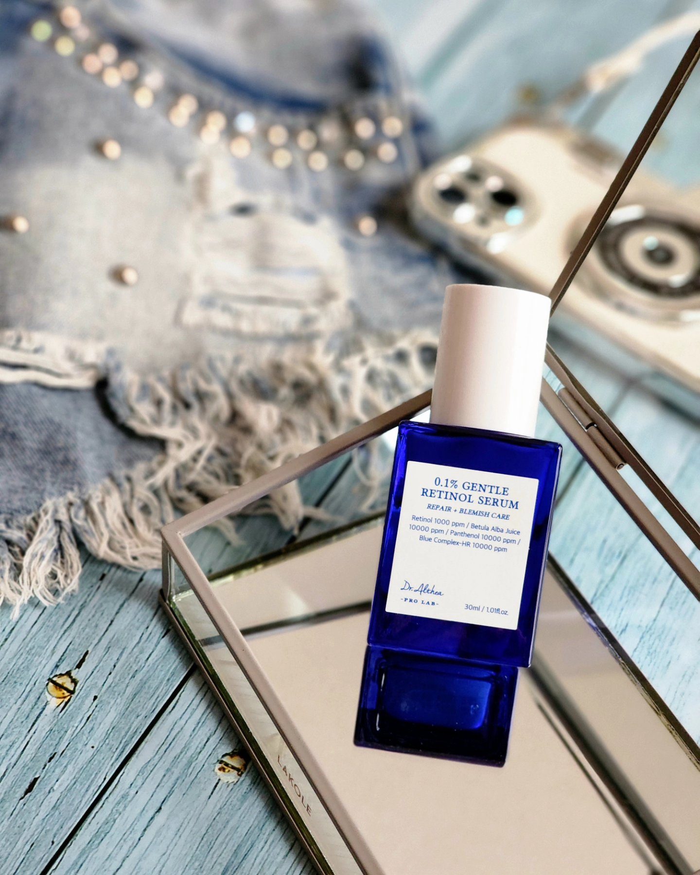 Dr.Althea(ドクターエルシア)様新商品
｢0.1%ジェントル レチノールセラム｣の＆モニターをさせて頂きました🧴✨ 

涼し気で美しいボトルは、鮮度を維持するポンプ式で使いやすい😊🎶
純粋レチノールとバクチオールで弾力ケア✨
