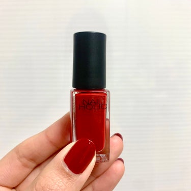 ネイルホリック ネイルホリック Soulful colorのクチコミ「💅﻿
NAILHOLIC RD414﻿

最近購入したお気に入りのポリッシュ。﻿
王道の赤色ネ.....」（3枚目）