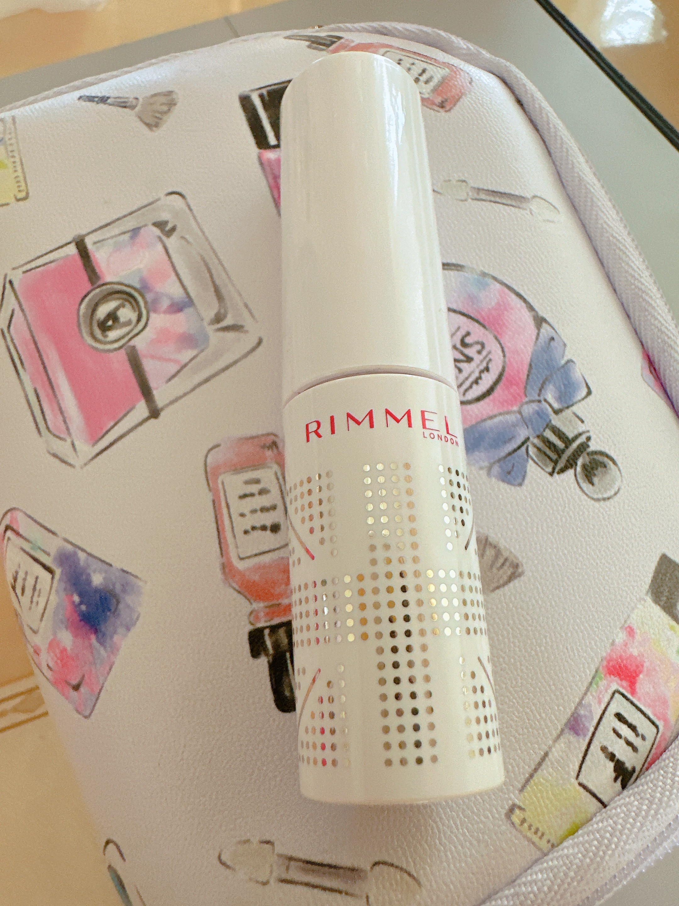 ラスティングフィニッシュ オイルティントリップ 007/リンメル ロンドン/リップティントを使ったクチコミ（1枚目）