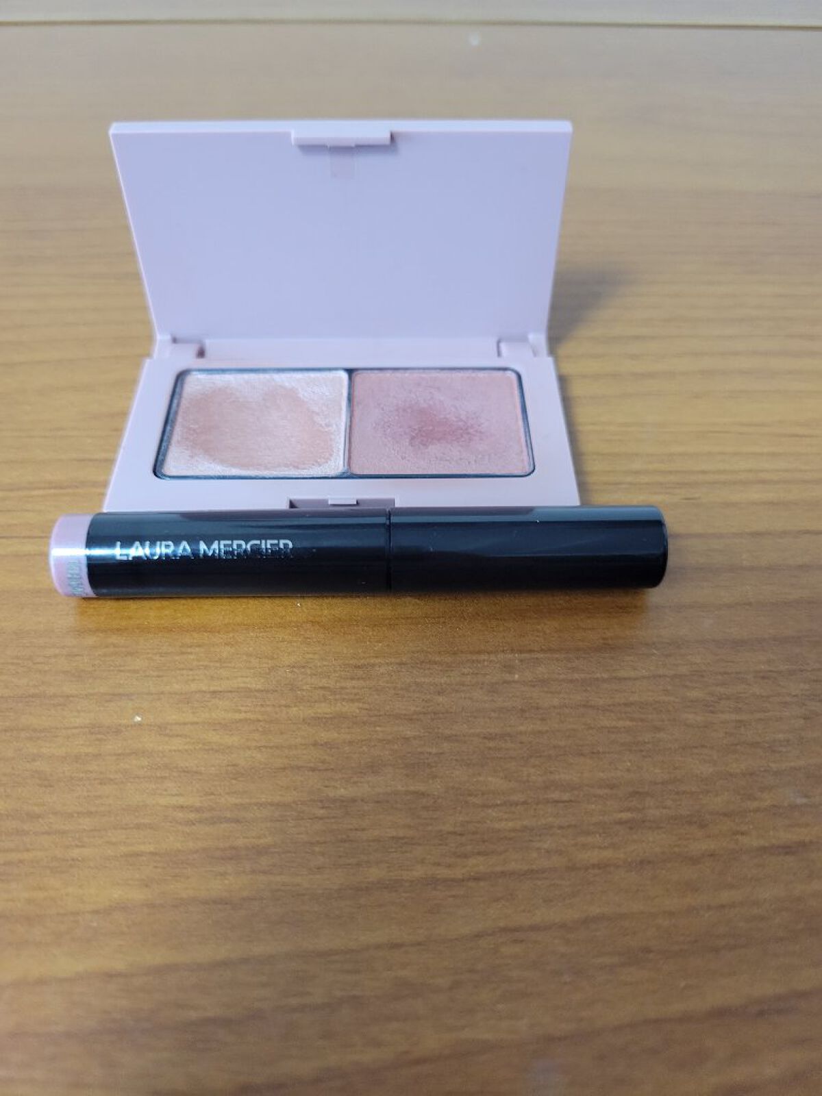 キャビアスティック アイカラー/ローラ メルシエ/スティックアイシャドウを使ったクチコミ（1枚目）