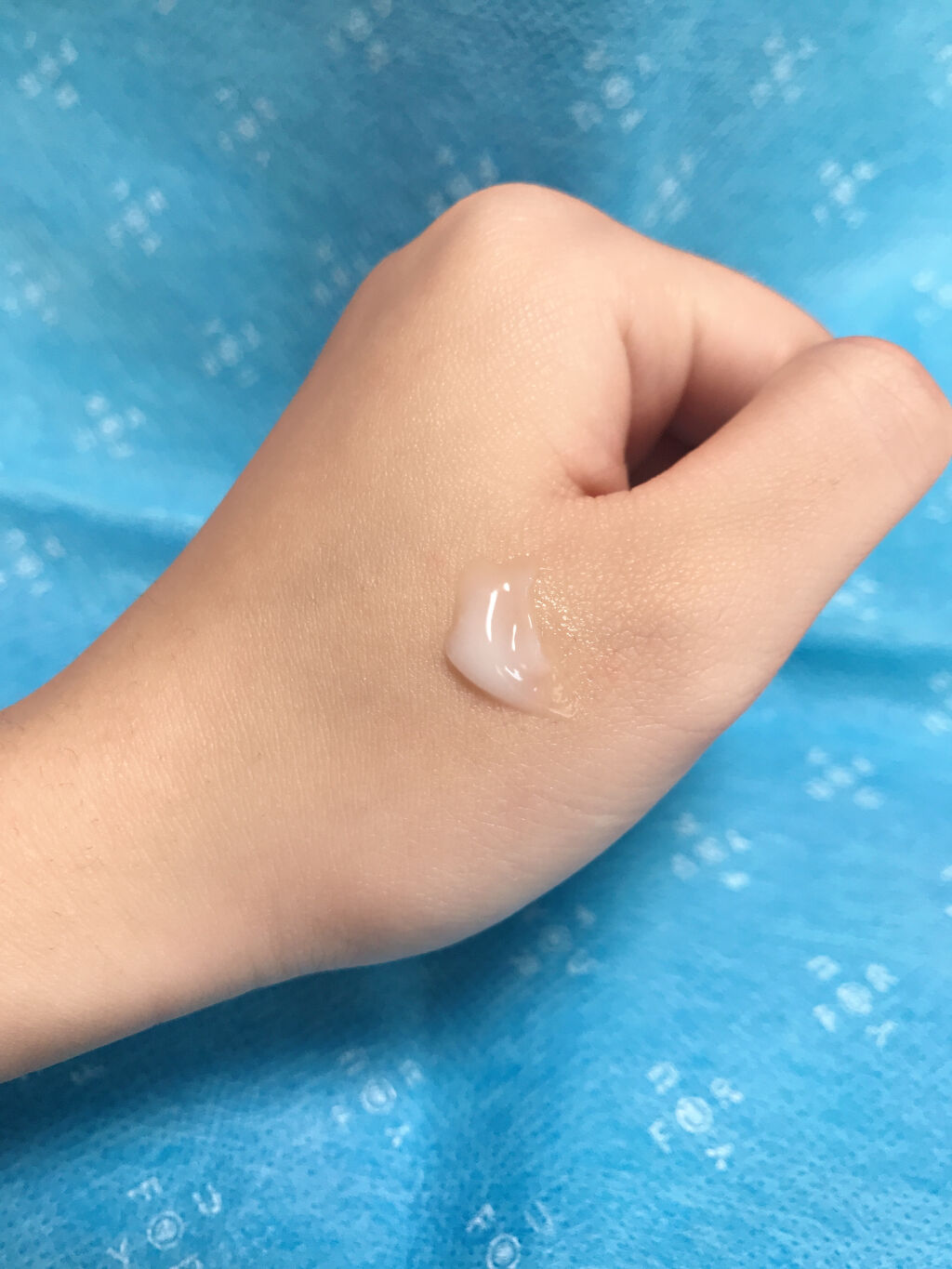 極潤 美白パーフェクトゲル 100g（ジャー）/肌ラボ/オールインワン化粧品を使ったクチコミ（3枚目）