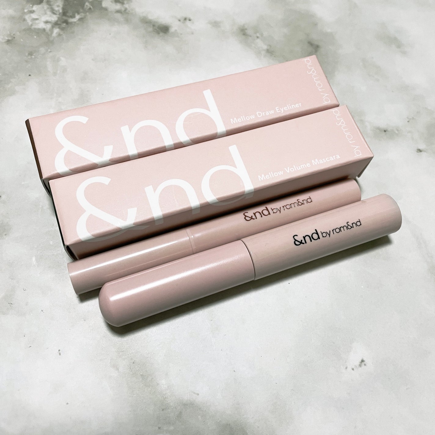 アンドバイロムアンド グラッシーアイグリッター/&nd by rom&nd/グリッターを使ったクチコミ(1枚目)