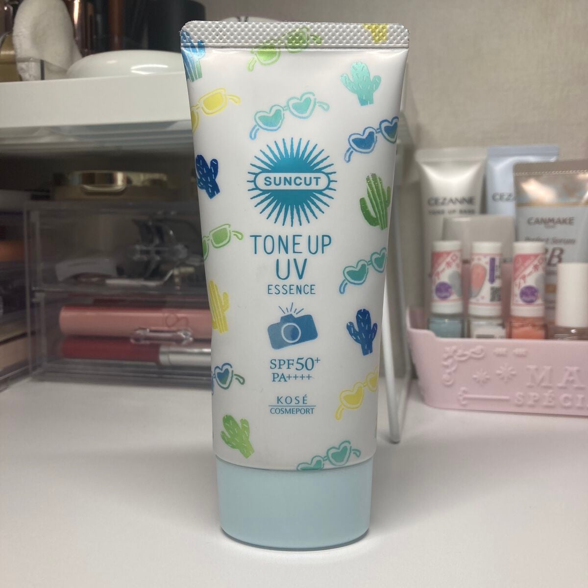 トーンアップUV エッセンス/サンカット®/日焼け止めローションを使ったクチコミ(1枚目)