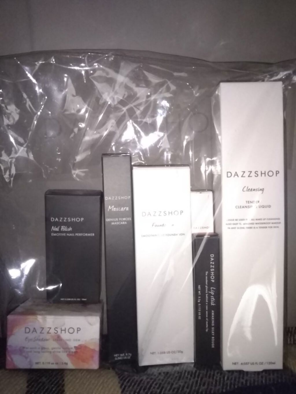 スパークリング ジェム AMOROUS 20/DAZZSHOP/ジェル・クリームアイシャドウを使ったクチコミ（1枚目）