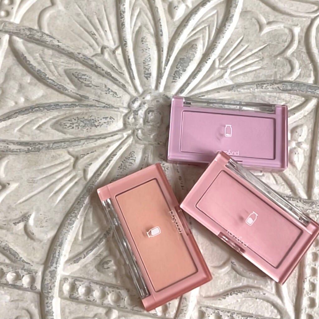 tsukiki on LIPS 「ブルベ夏・イエベ春にオススメのチーク色のトーンだけで言ったら淡..」(1枚目)