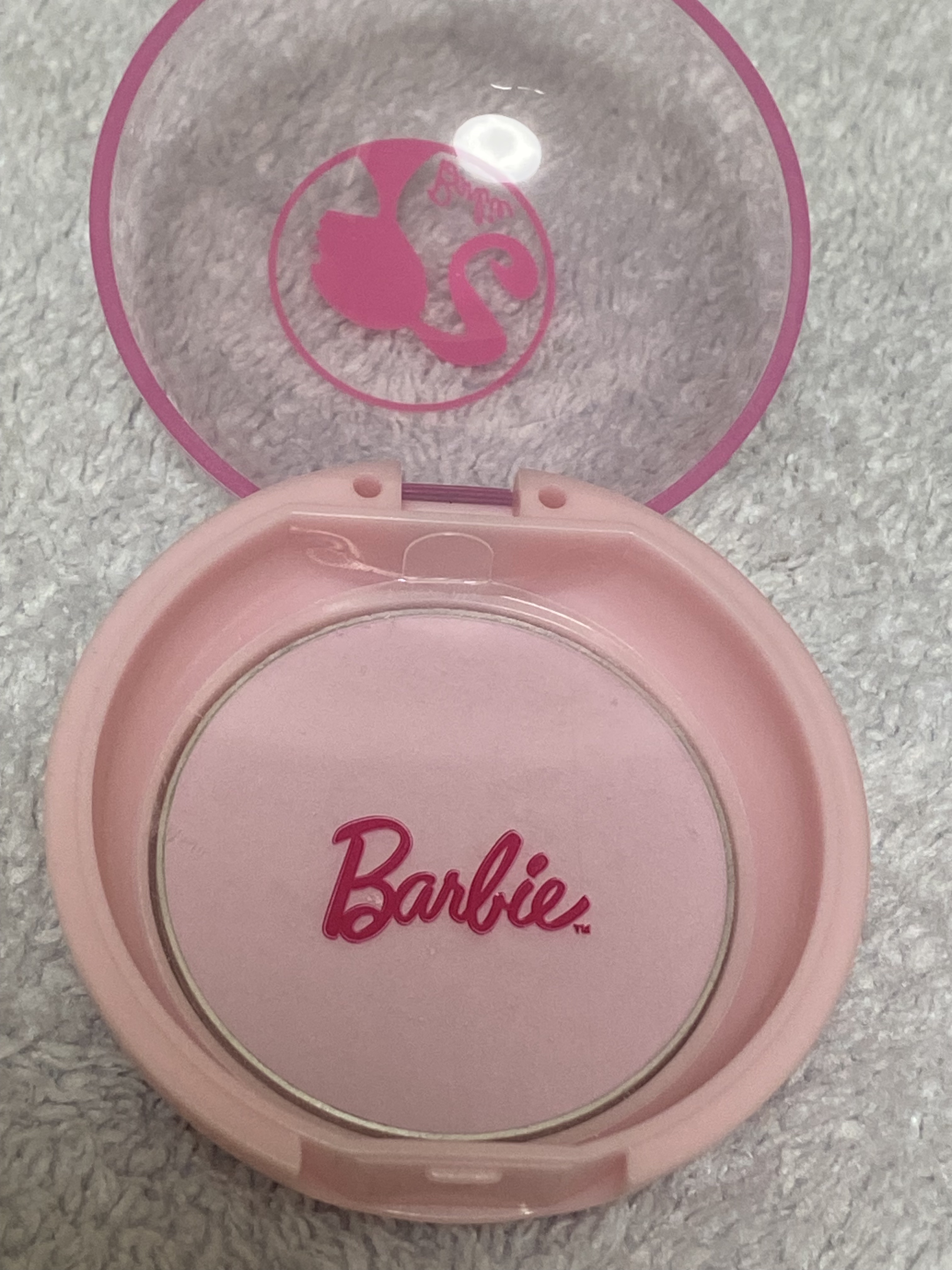 バービーシャイチークブラッシャー/Barbie/パウダーチークを使ったクチコミ（3枚目）