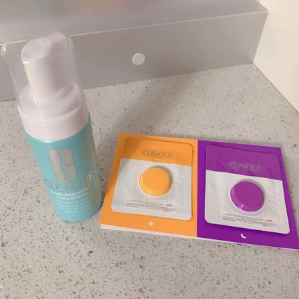 CLINIQUE アクネ フォーム クレンジングのクチコミ「CLINIQUE アクネ フォーム クレンジング
ストレスやホルモンバランスの乱れなどで、ど.....」(1枚目)