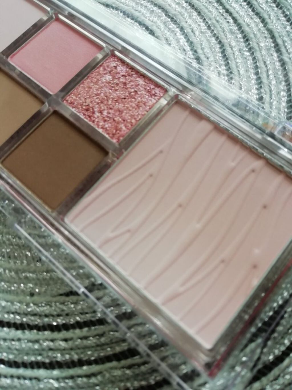 ミックスブラーリングアイパレット/wakemake/マルチパレットを使ったクチコミ(3枚目)