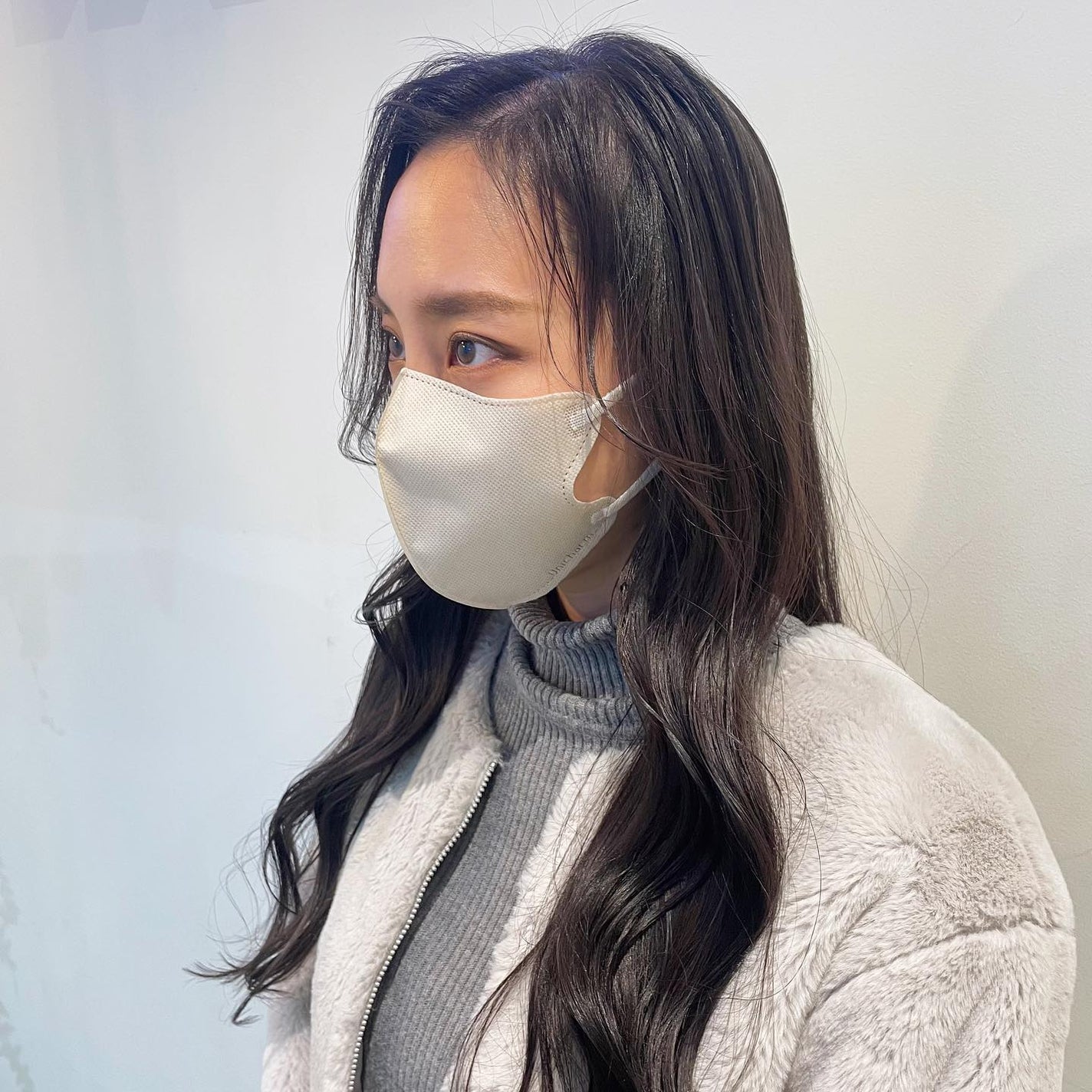 田中みづき on LIPS 「🪄顔まわりカット...『#柔らかい質感に見せてくれるヘア』『#..」(2枚目)