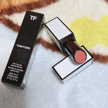 
TOMFORDBEAUTY

トムフォード


リップカラーサテンマット

01Rインティメイトローズ

柔らかなヌードピンク


🧸🍓🧸🍓🧸🍓


たった一塗りで、唇をあざやかな色で彩るリップカラー