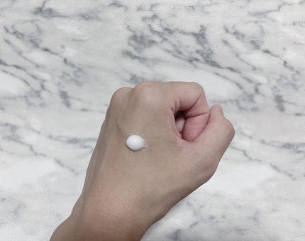 ハンドベールエアタッチ レモンフラワーの香り/メンソレータム/ハンドクリームを使ったクチコミ(2枚目)