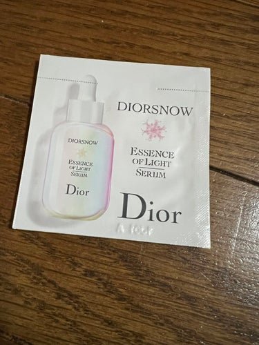 【旧】スノー アルティメット エッセンス オブ ライト/Dior/美容液を使ったクチコミ（1枚目）