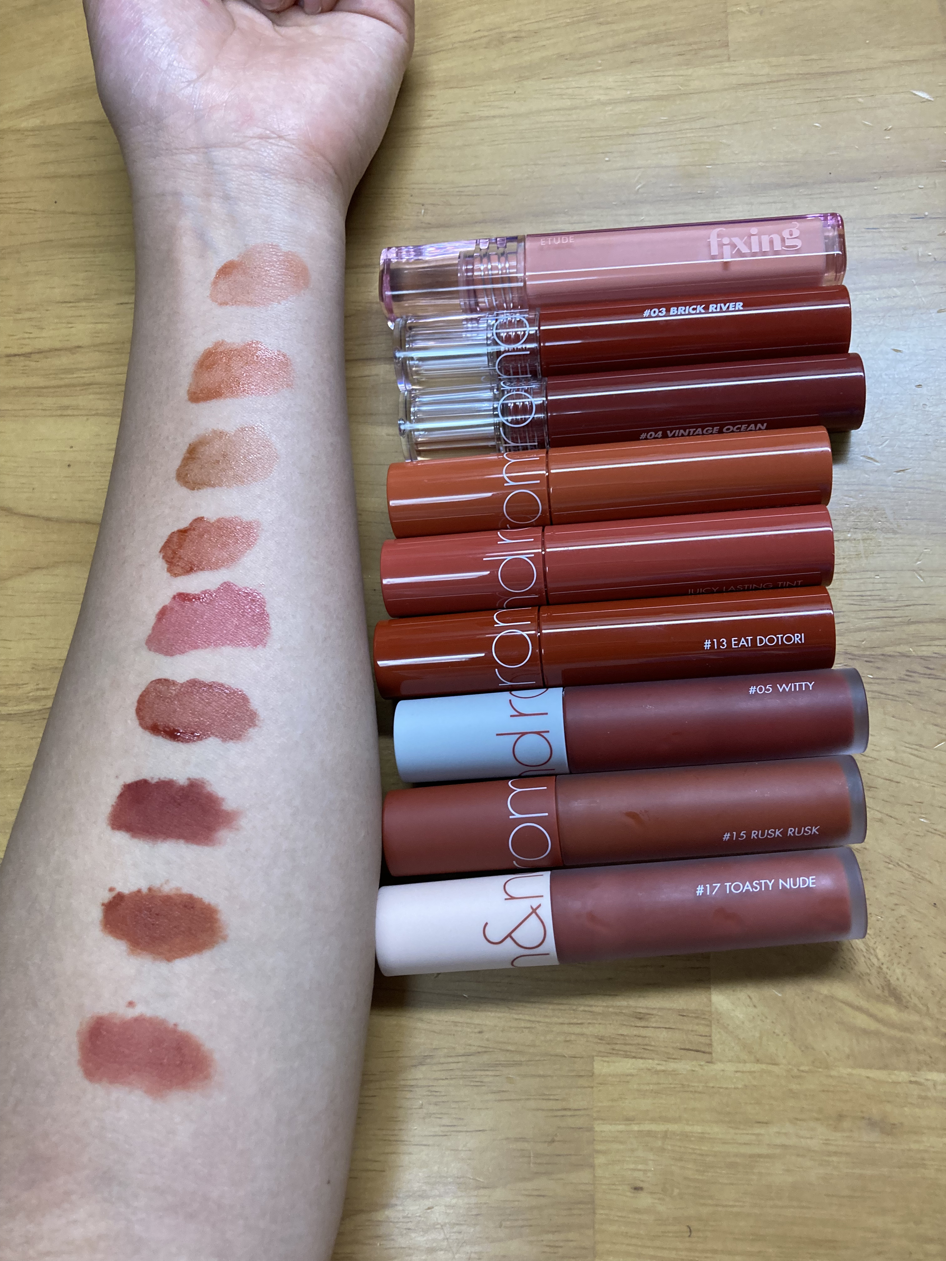 ジューシーラスティングティント/rom&nd/リップティントを使ったクチコミ（2枚目）