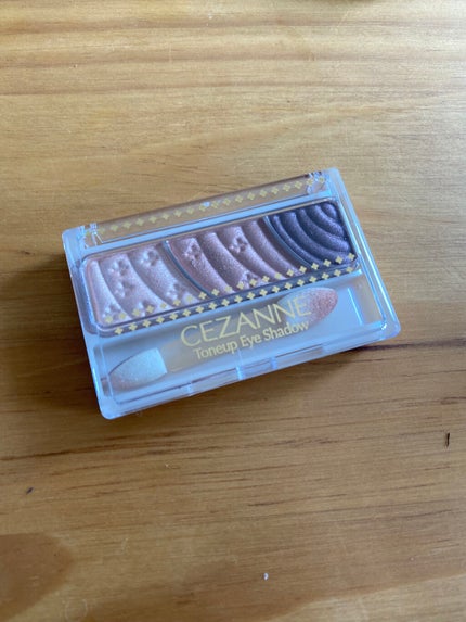 トーンアップアイシャドウ/CEZANNE/アイシャドウパレットを使ったクチコミ(2枚目)