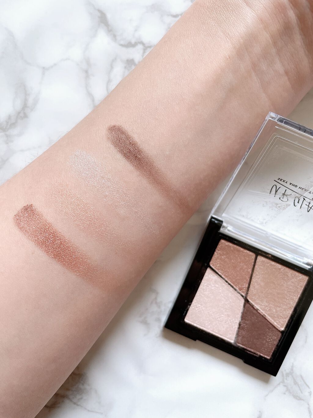 UR GLAM VELVET EYE COLOR PALETTE/U R GLAM/アイシャドウパレットを使ったクチコミ(1枚目)