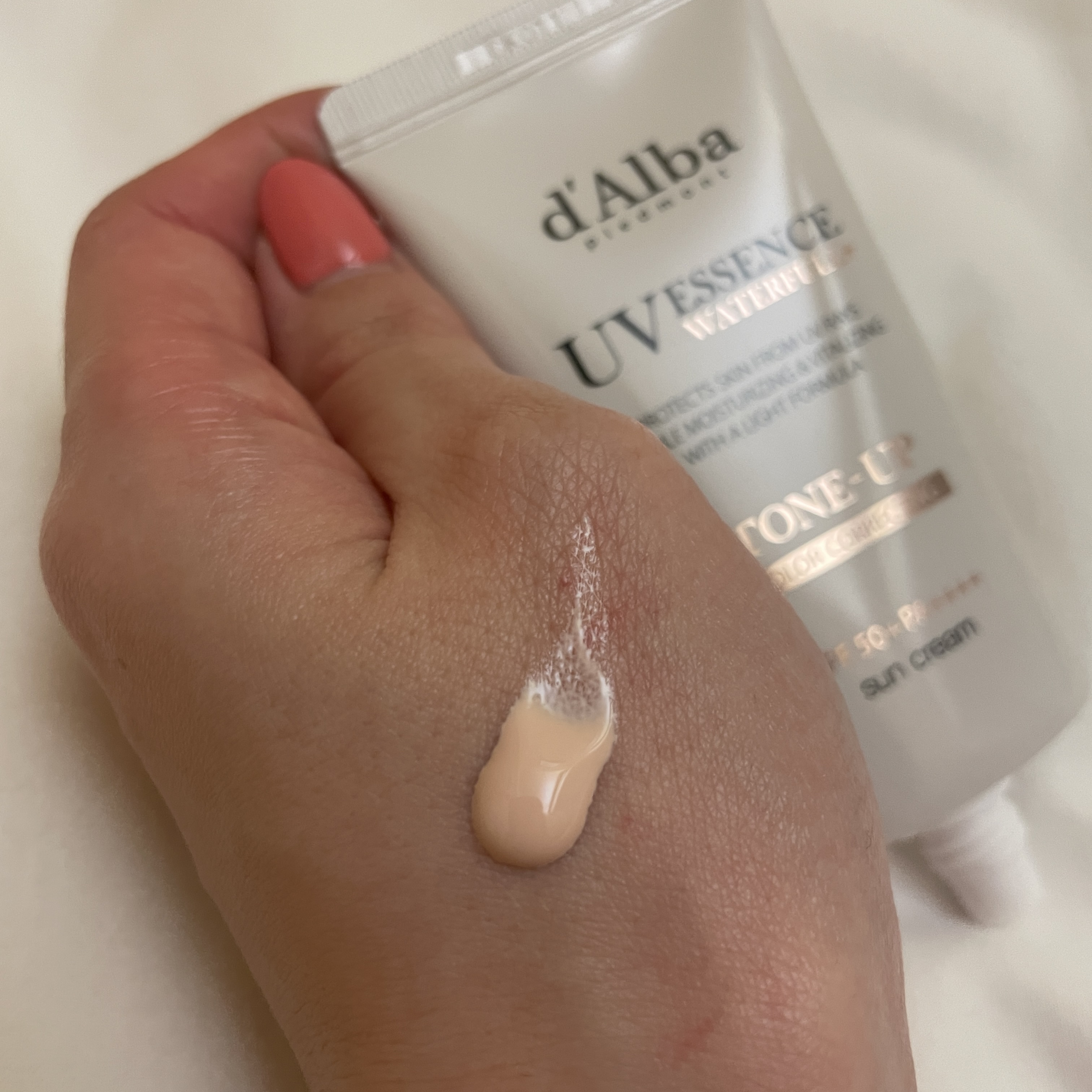 ダルバ ホワイトトリュフファーストスプレーセラム/ダルバ/ミスト状化粧水を使ったクチコミ（1枚目）