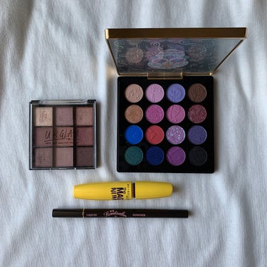 UR GLAM　BLOOMING EYE COLOR PALETTE/U R GLAM/アイシャドウパレットを使ったクチコミ（1枚目）