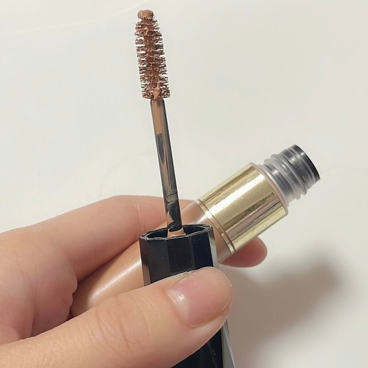 カラーリングアイブロウ/ヘビーローテーション/眉マスカラを使ったクチコミ(2枚目)