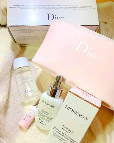 スノー エッセンス オブ ライト （医薬部外品）/Dior/美容液を使ったクチコミ（3枚目）