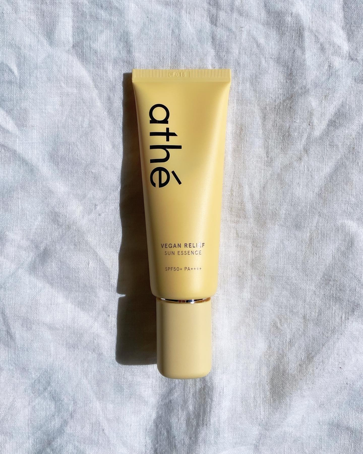 ヴィーガン リリーフ サン エッセンス /athé/日焼け止めクリームを使ったクチコミ（1枚目）