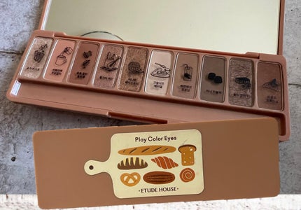 プレイカラー アイシャドウ/ETUDE/アイシャドウパレットを使ったクチコミ(3枚目)