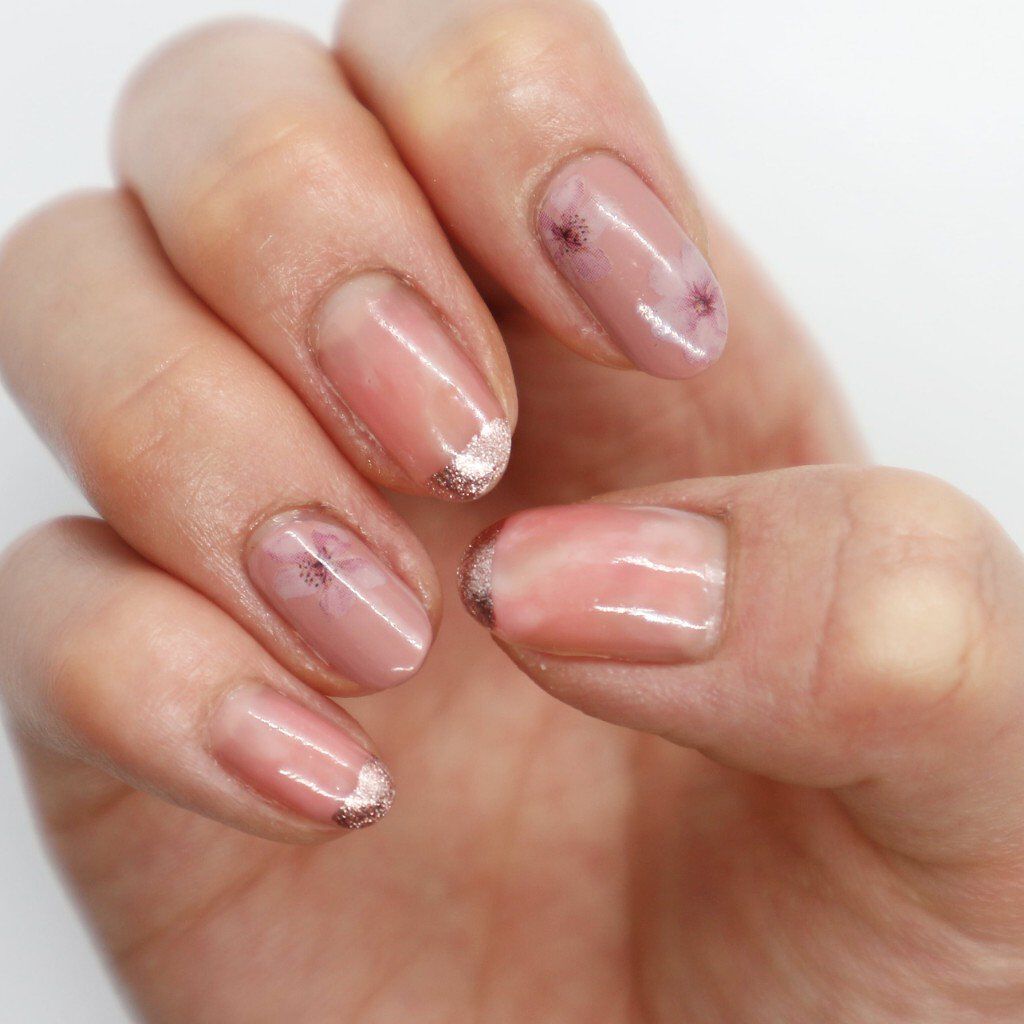 カラフルネイルズ/キャンメイク/マニキュアを使ったクチコミ(2枚目)