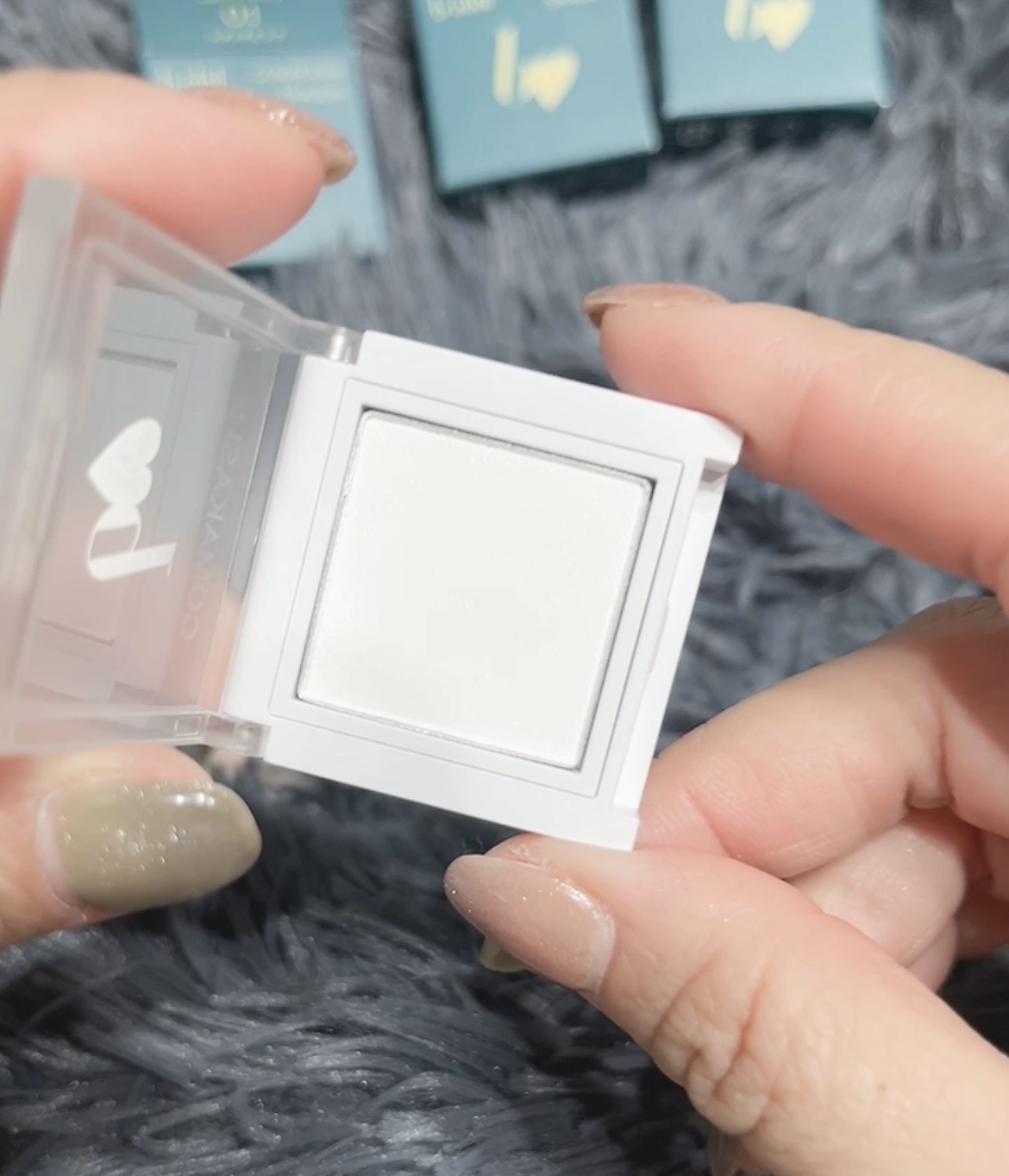 ごまかしシャドウ/b idol/アイシャドウパレットを使ったクチコミ（2枚目）