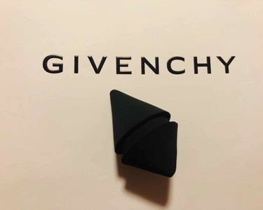 メイクアップ・ブレンダー/GIVENCHY/パフ・スポンジを使ったクチコミ（1枚目）