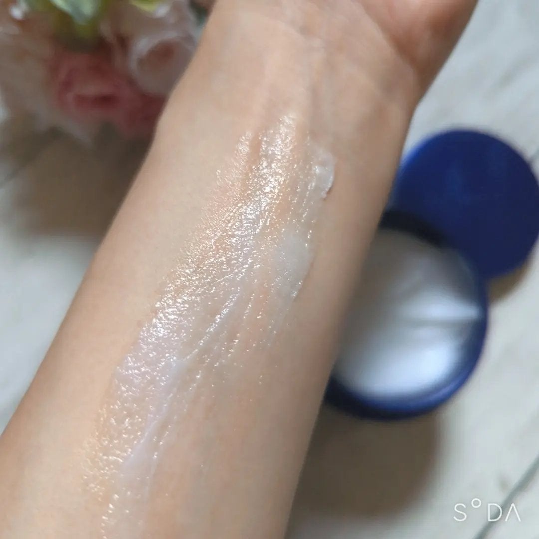 ニベア ロイヤルブルーボディクリーム うるおい密封ケア/ニベア/ボディクリームを使ったクチコミ(3枚目)