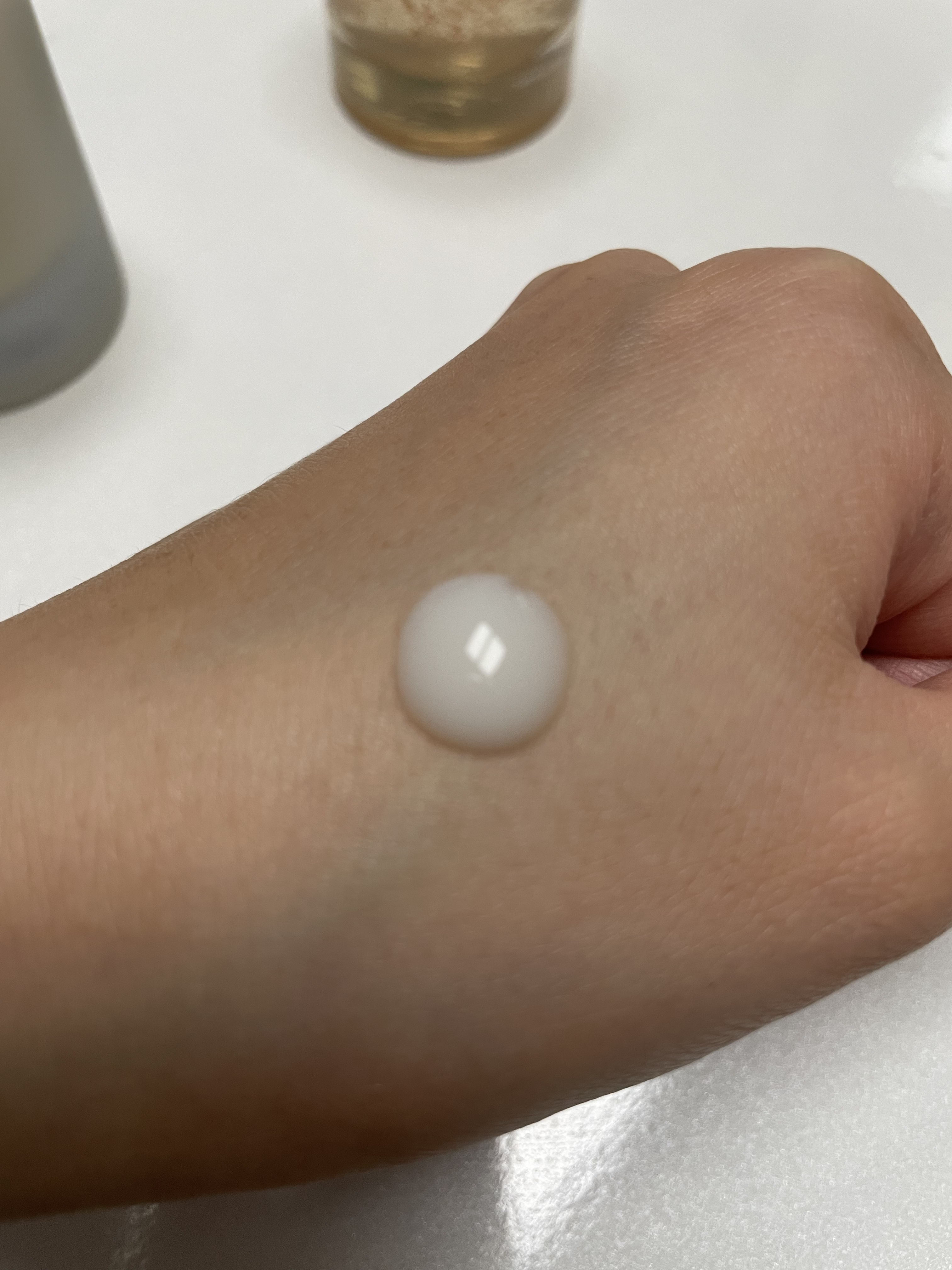 グルタチオンソームダークスポットセラムビタドロップ/Abib /美容液を使ったクチコミ（3枚目）