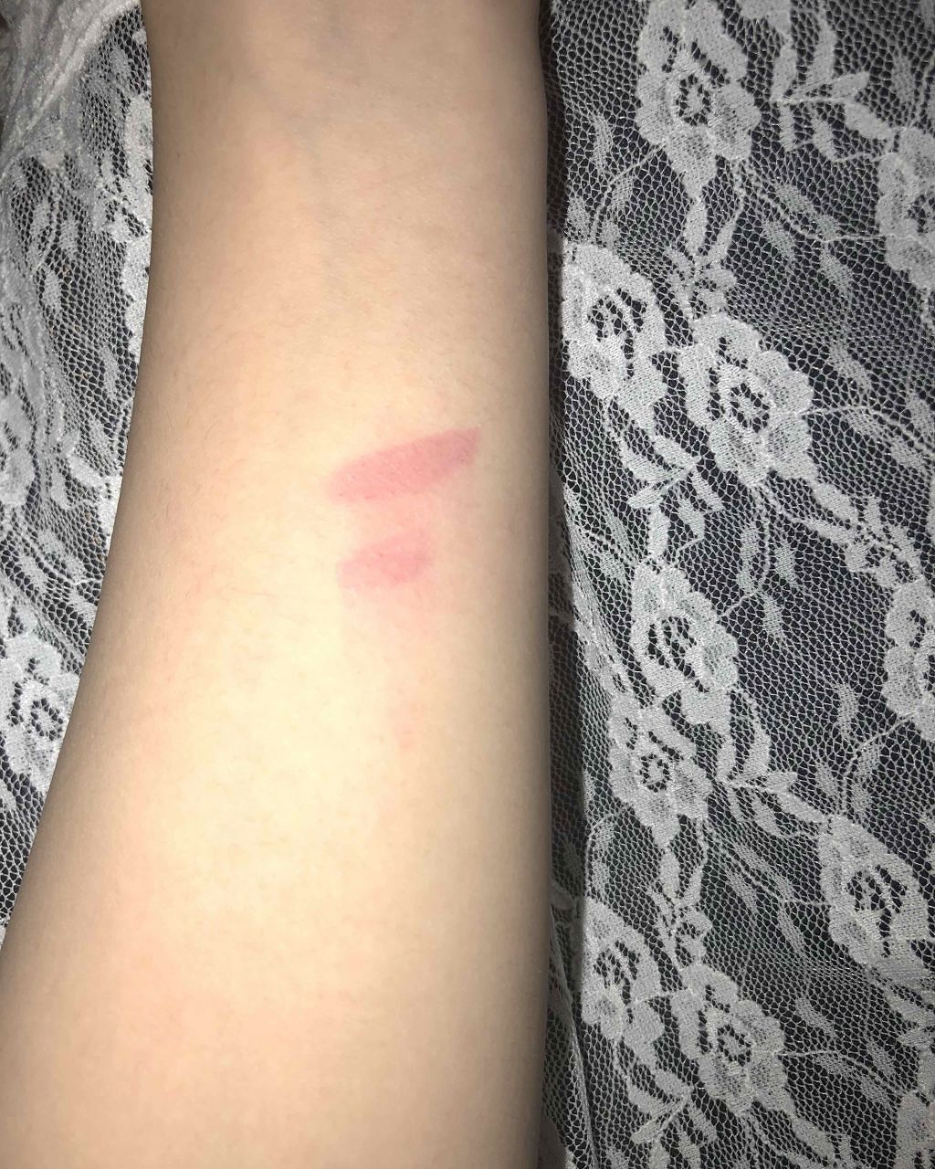 ラック シュプリア/shu uemura/リップグロスを使ったクチコミ（3枚目）