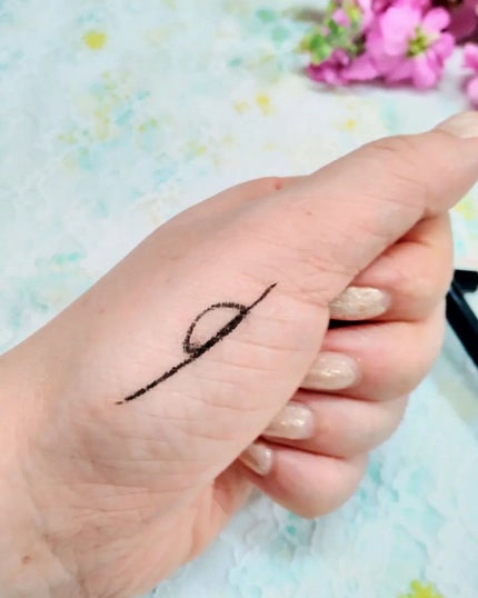 パワーアイズ ウォータープルーフライナー/ブリリアージュ/ペンシルアイライナーを使ったクチコミ(4枚目)